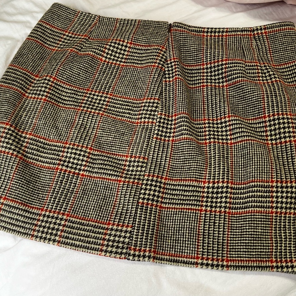 FORVER21 Plaid Mini Skirt - Picture 6 of 6